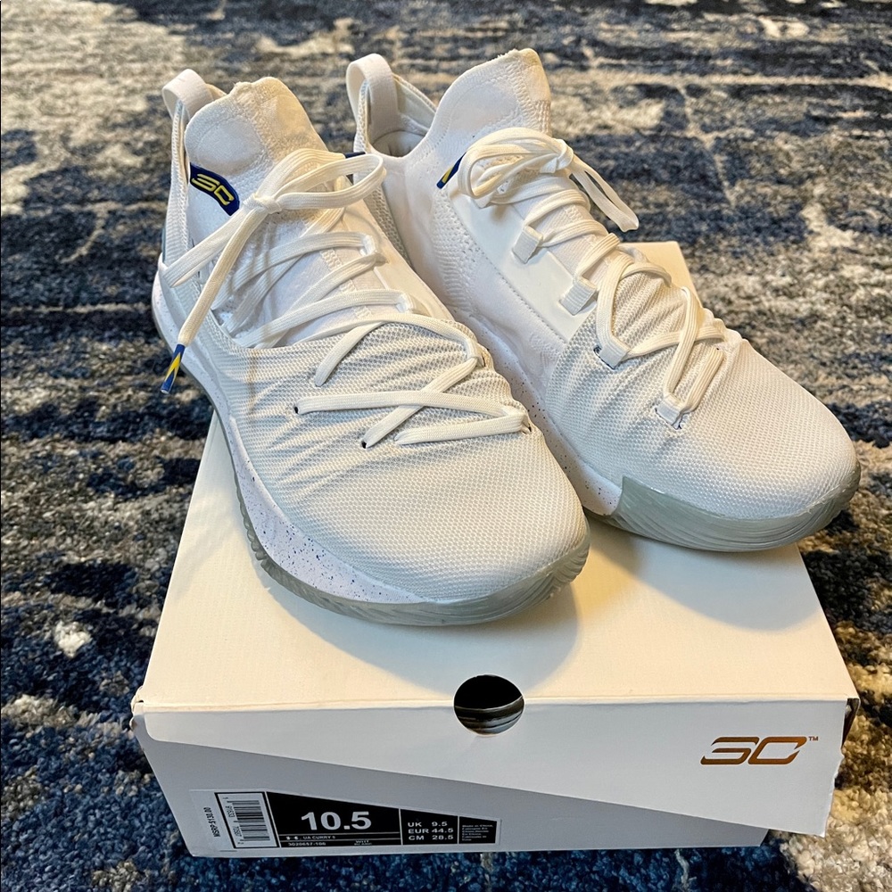 UA Curry 5 - Mens SZ 10.5
